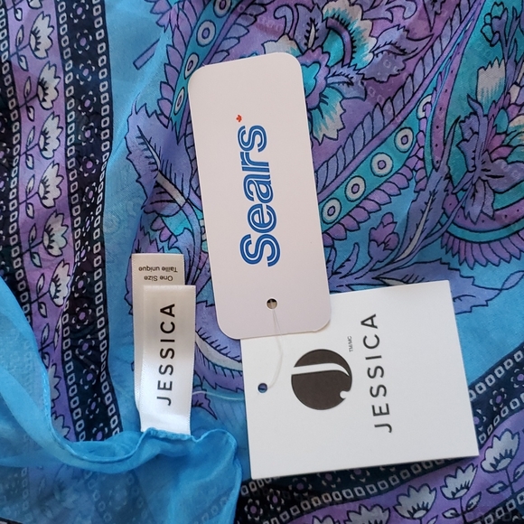 100% Silk Scarf - Picture 6 of 6